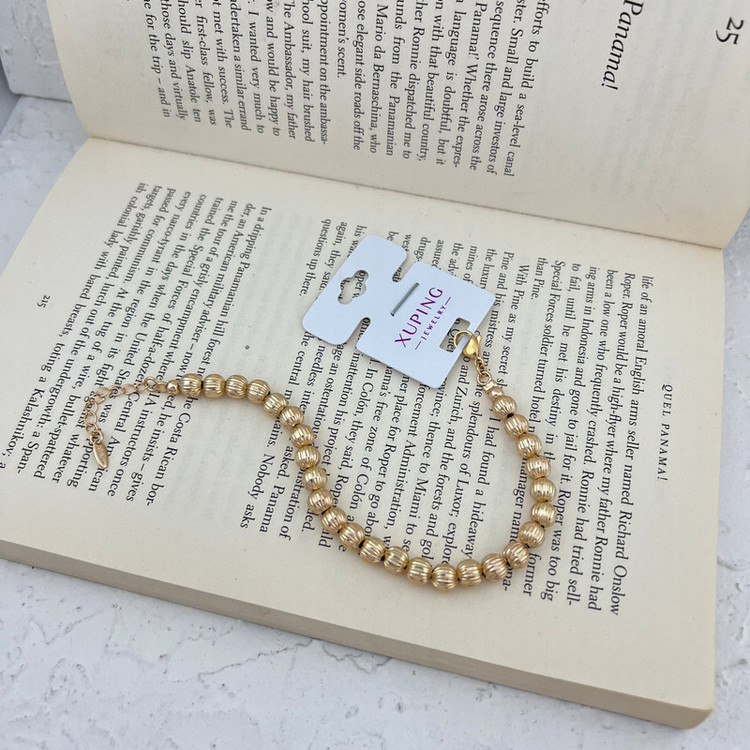دستبند زنانه ژوپینگ مدل گوی توپی البرنادو کد B4623